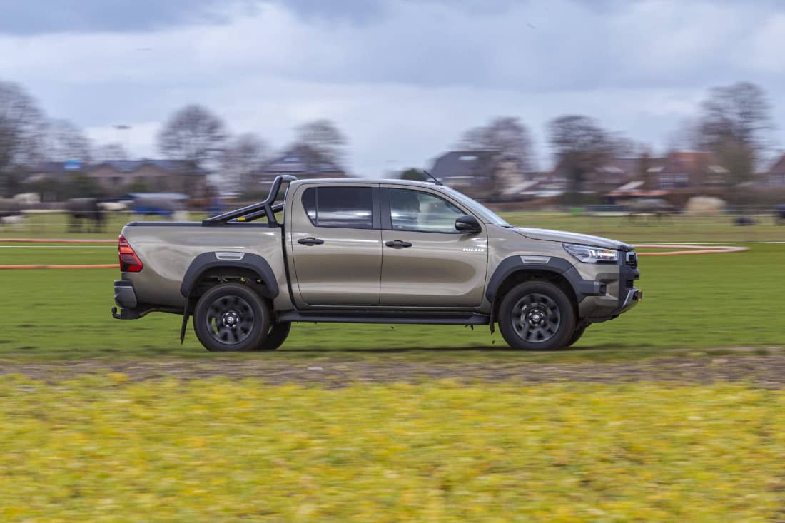 Review Toyota Hilux Double Cab: hoe de oermens in je ontwaakt