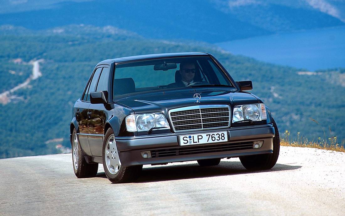 mercedes-benz-w124-front