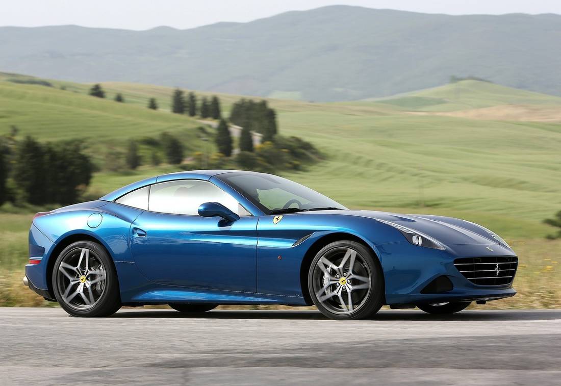 ferrari-california-t-side