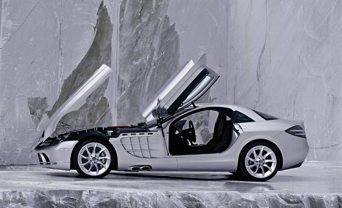 mercedes-benz-slr-mc-laren-interior