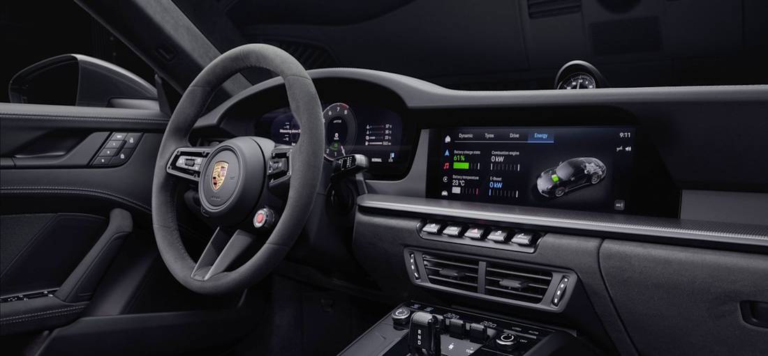 Porsche 911 GTS Hybrid interieur