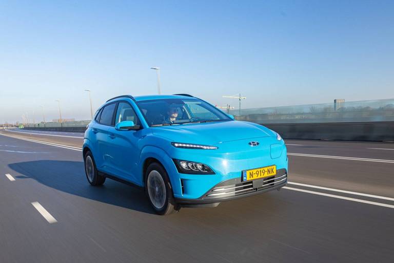 9-hyundai-kona electric-2022-24-1