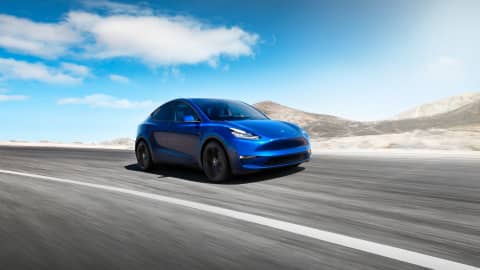 Tesla Model Y krijgt trekhaak – dit het trekgewicht - AutoScout24
