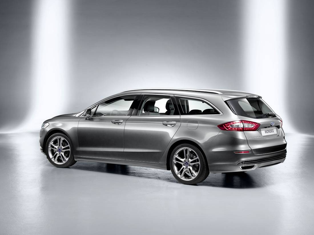 ford_mondeo_turnier_75