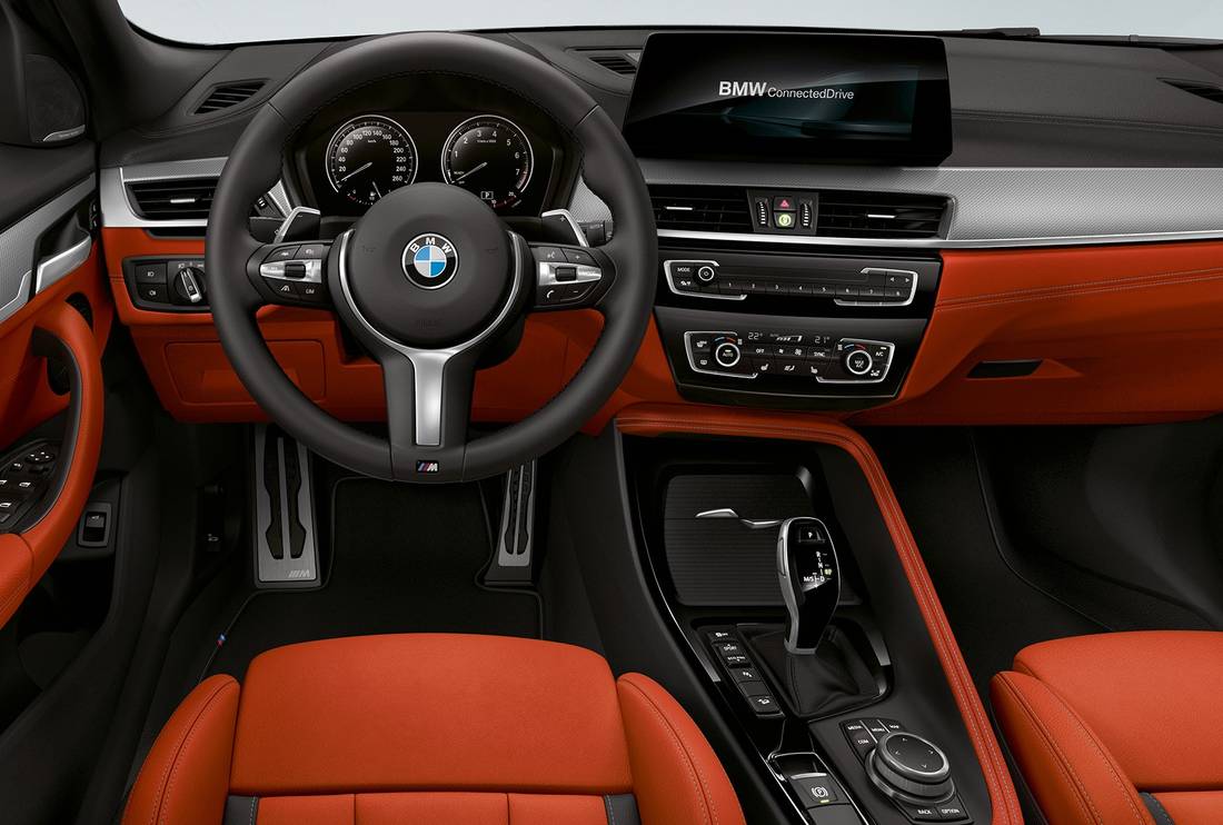 bmw-x2-f39-interior
