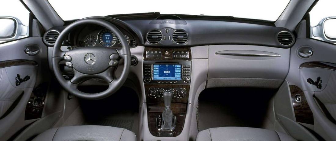 Mercedes-Benz CLK 200_3