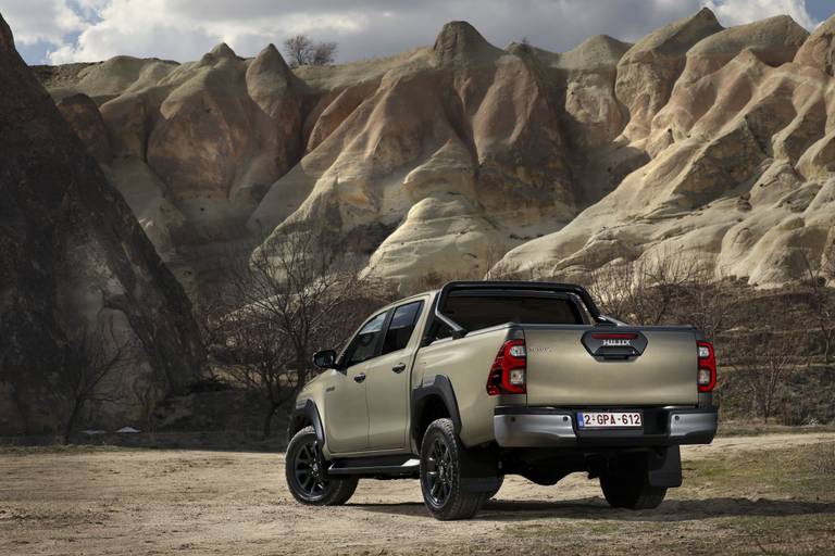 wat-zelfs-deze-klassieker-van-toyota-is-nu-een-hybride-auto-2025-03