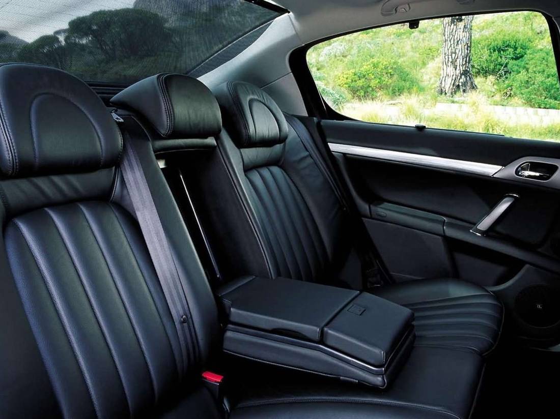 peugeot-407-seats