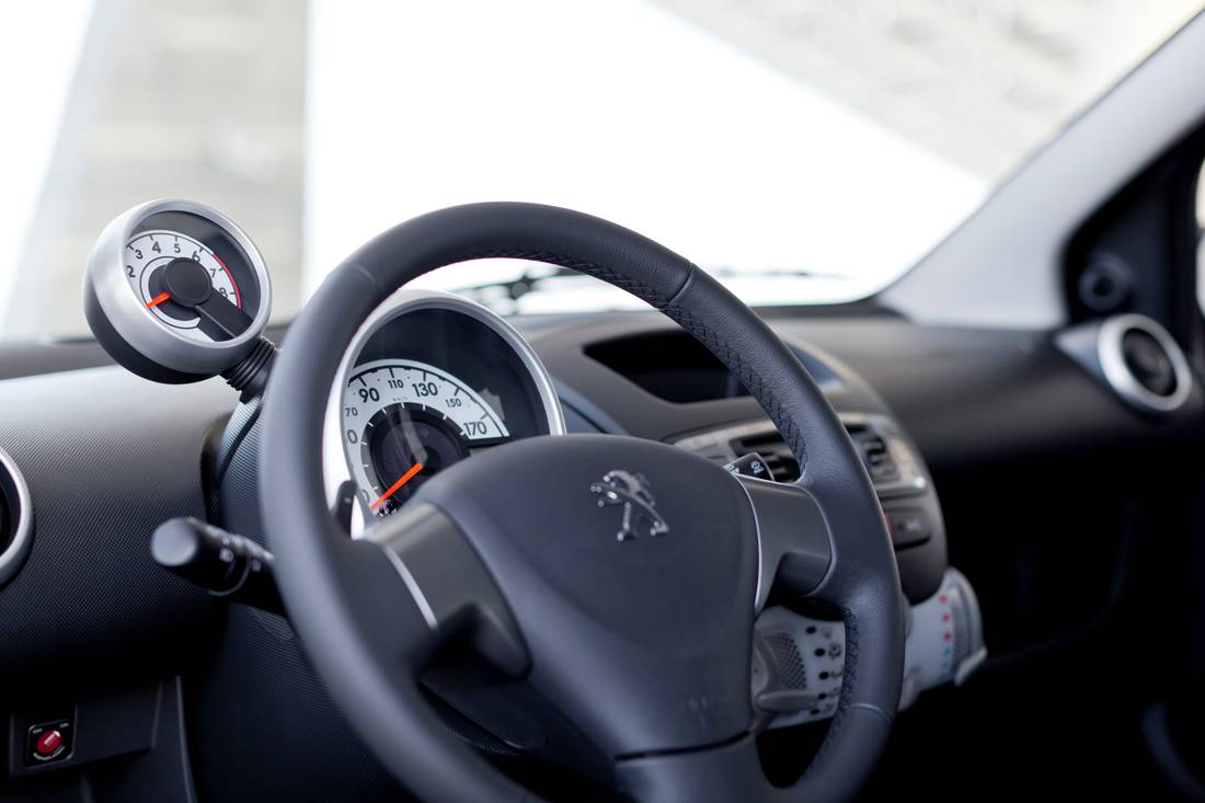 peugeot-107-interieur