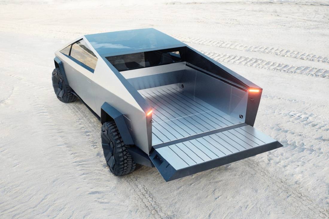 tesla-cybertruck-back