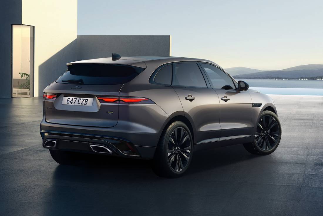 jaguar-f-pace-back