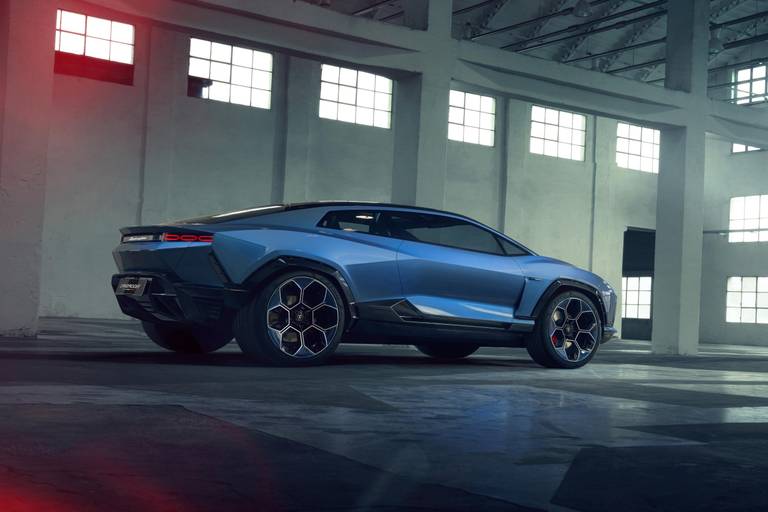 zo-zet-lamborghini-binnen-5-jaar-de-autowereld-op-zijn-kop-2025-04