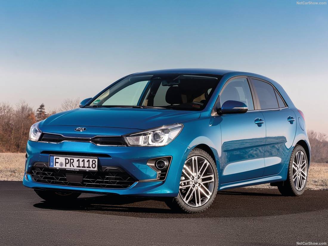 kia-rio-front