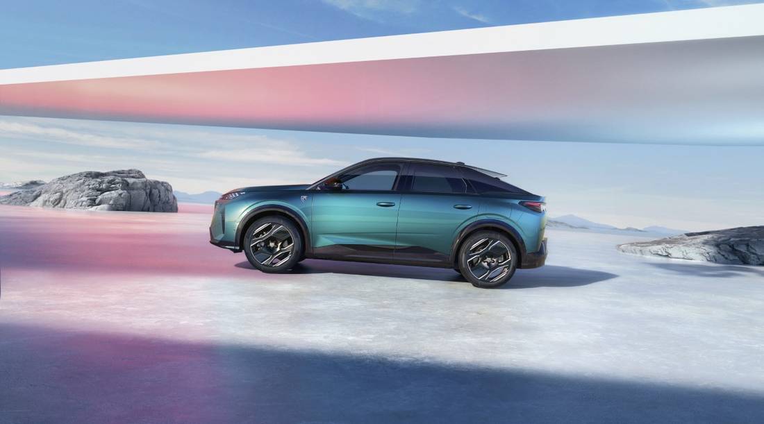 PEUGEOT_E_3008_2309STYP_153_FR