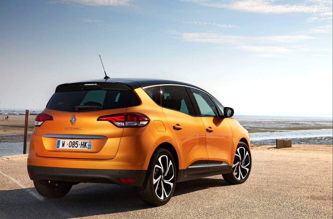 Renault afmetingen, interieurs, motoren, prijzen en concurrenten - AutoScout24