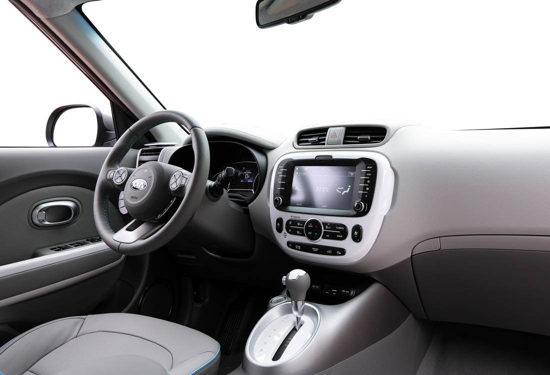 kia-soul-ev-interior