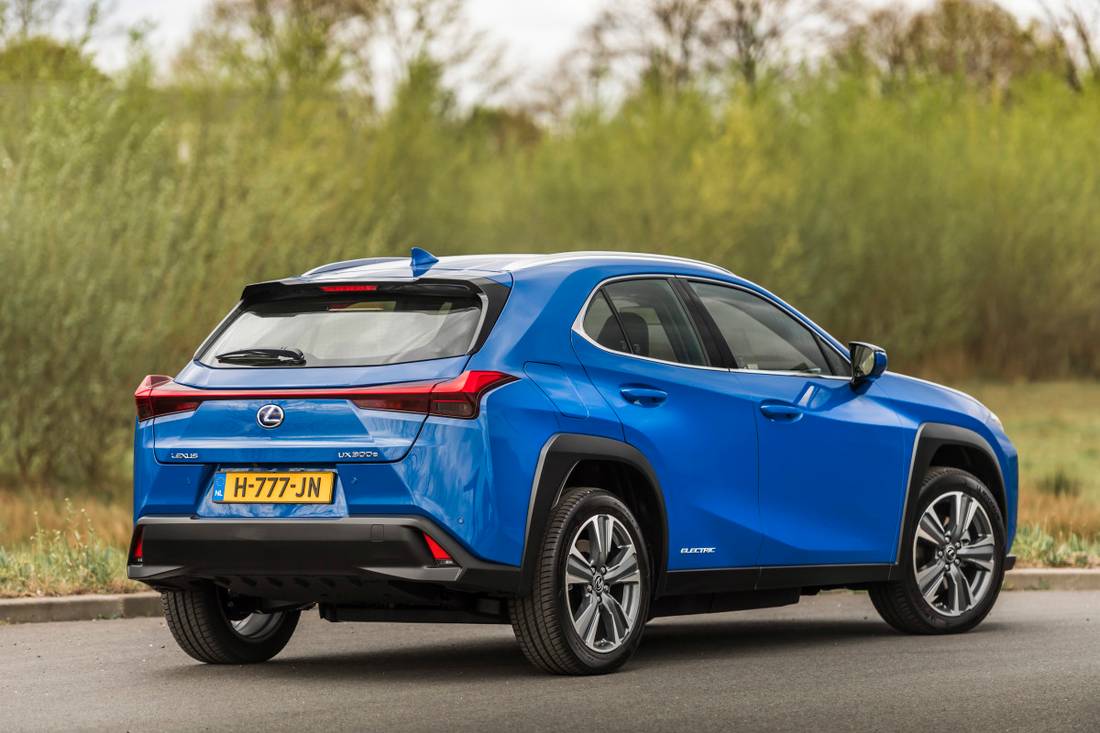 VT-190 - AutoScout24 - elektrische Lexus foto6
