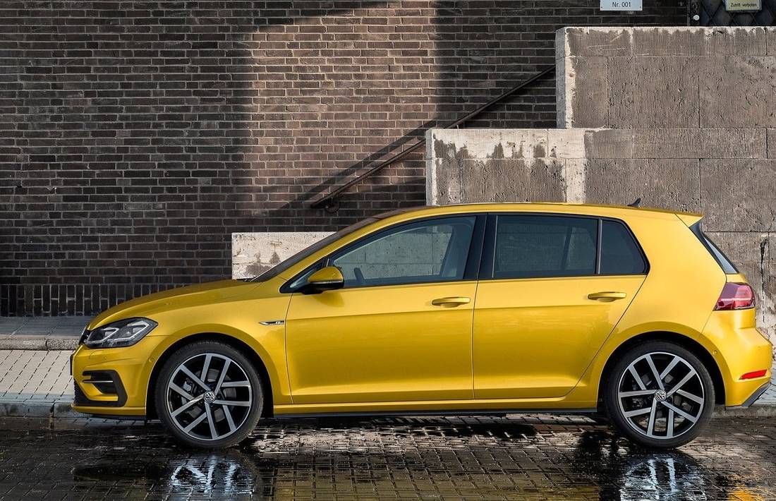 Installatie lezer Bachelor opleiding Volkswagen Golf 7: afmetingen, interieurs, motoren, prijzen en concurrenten  - AutoScout24