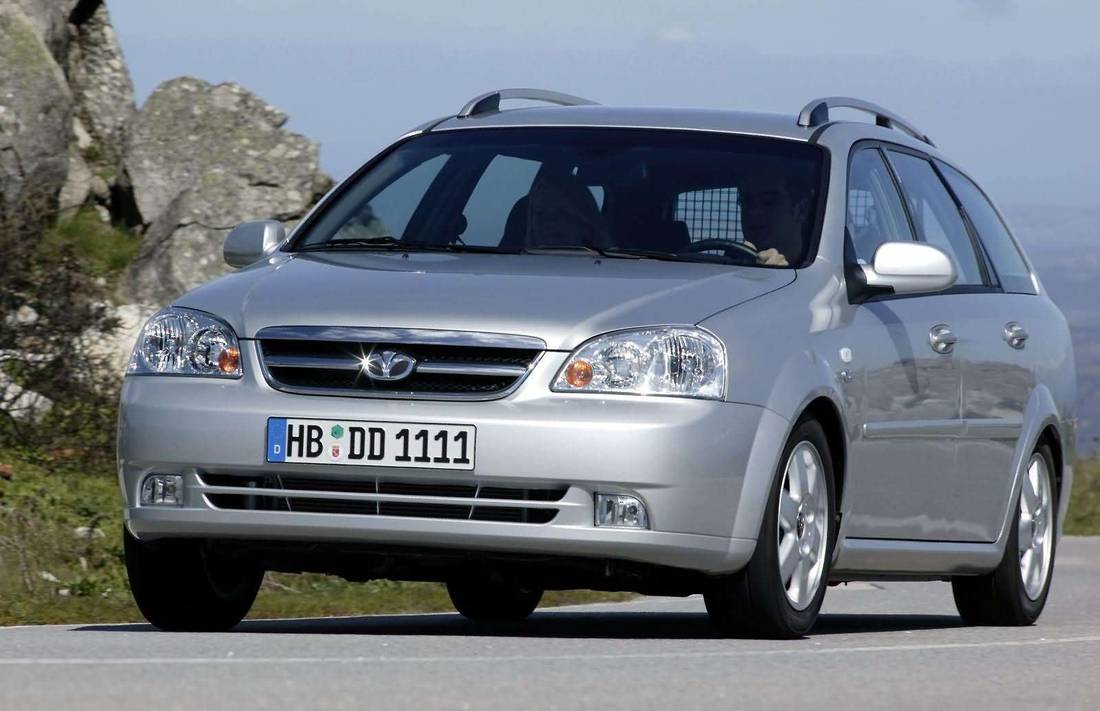 daewoo-nubira-front