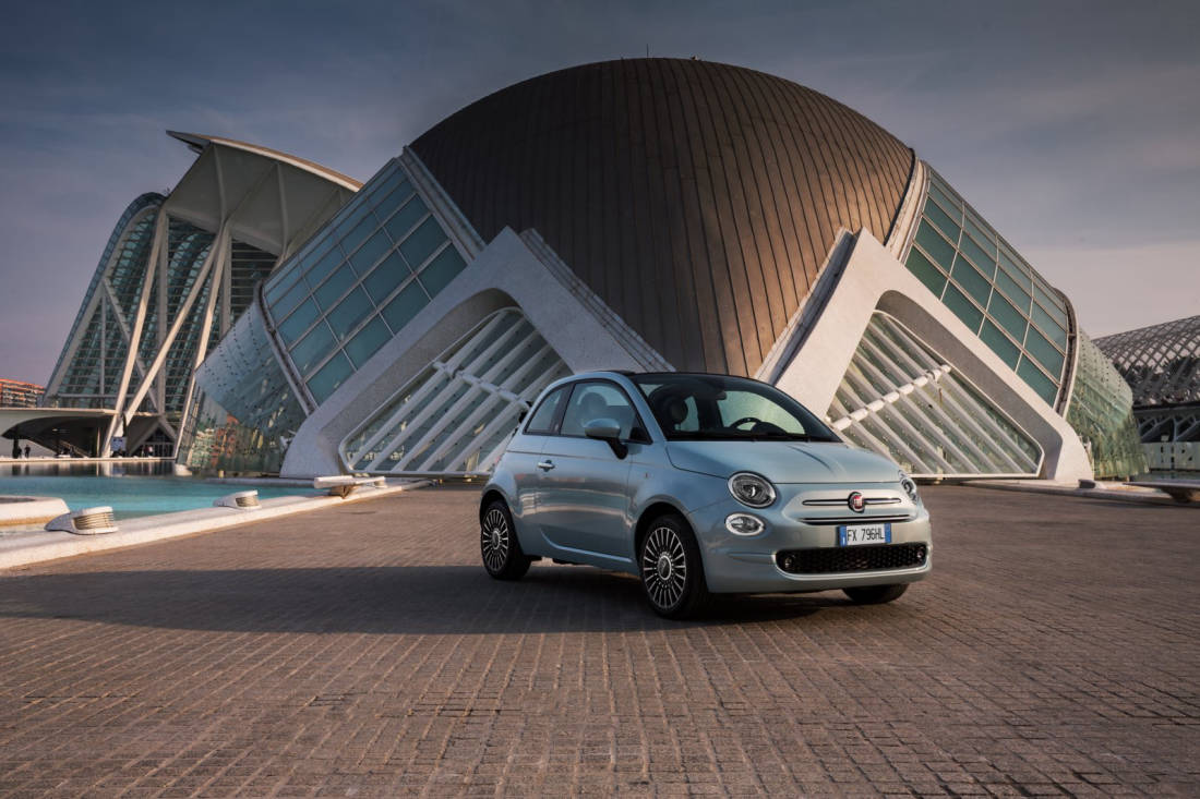 Review: Fiat 500 Hybrid (2020)