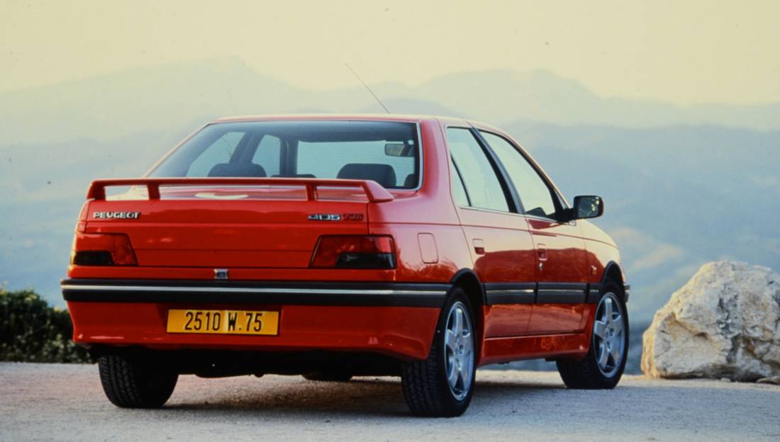 peugeot-405-back