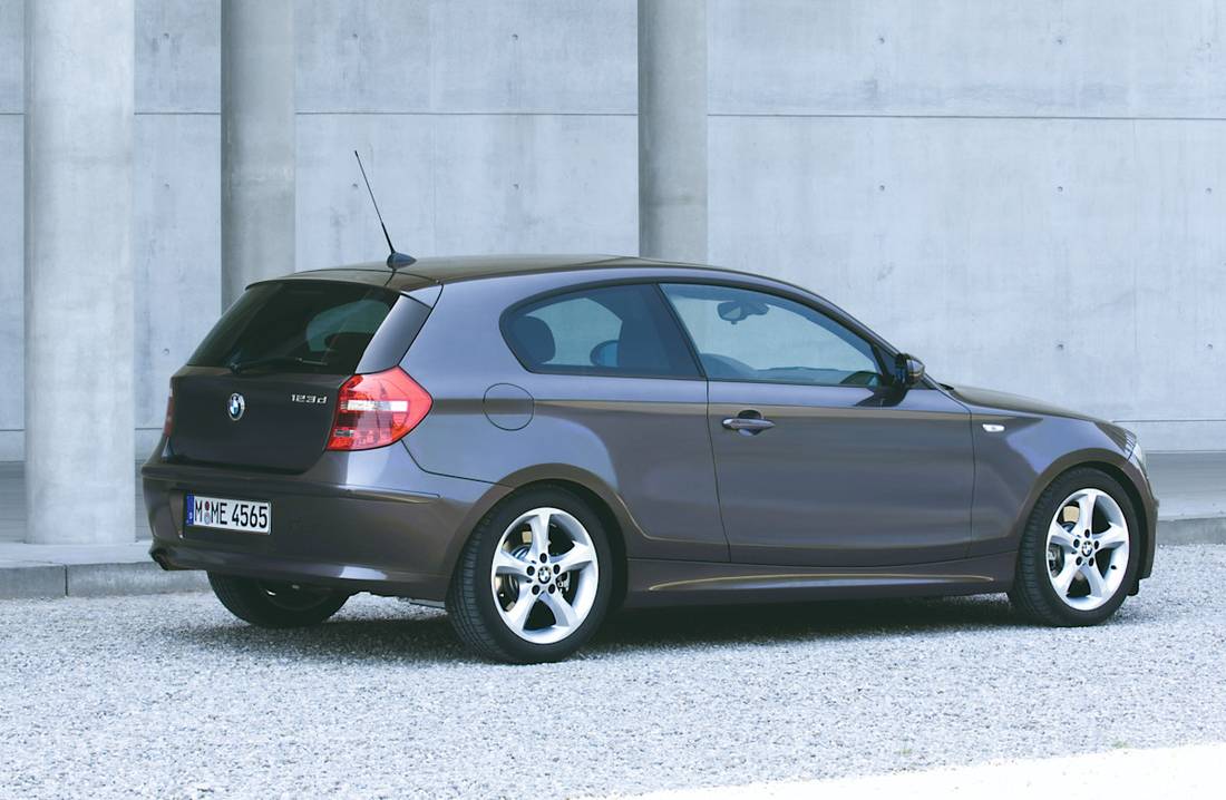 bmw-123-back