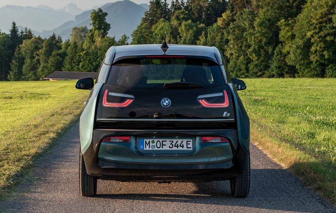 bmw-i3-120ah-back