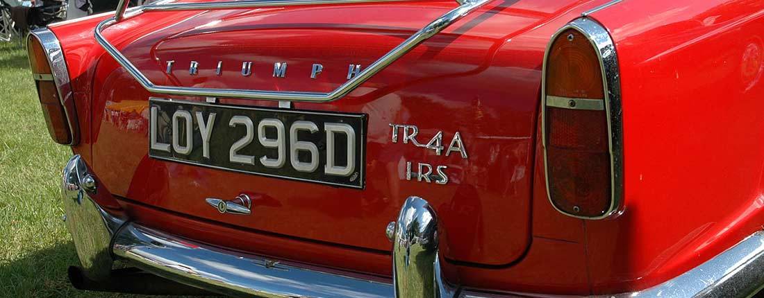 triumph-tr4-back