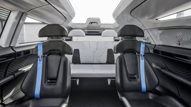 porsche-mpv-2021-32-3