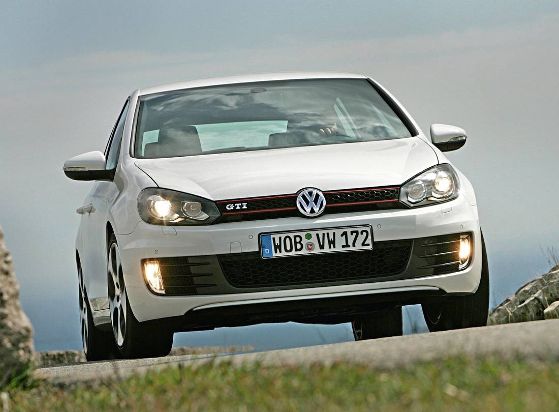 volkswagen-golf-6-gti-front